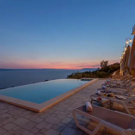Гостевой дом Nature's Retreat, Deluxe Doppelzimmer Mit Balkon Und Meerblick 4*